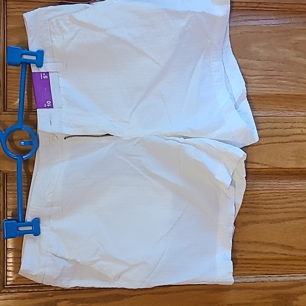 Never worn white cotton shorts